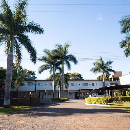 Hotel Oaky Posadas Bagian luar foto