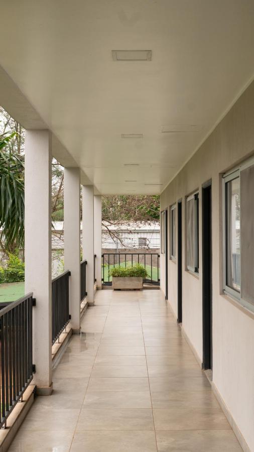 Hotel Oaky Posadas Bagian luar foto