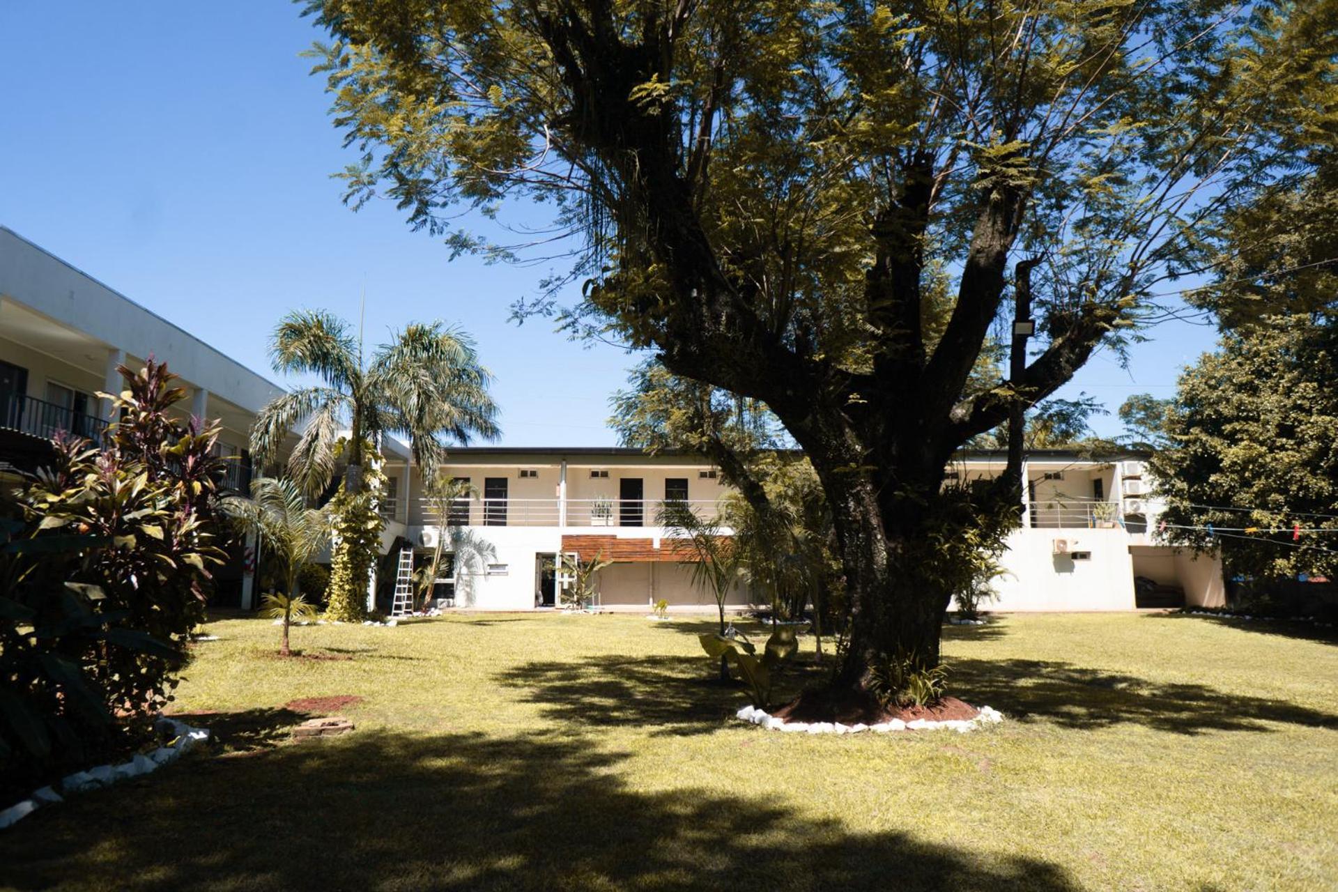 Hotel Oaky Posadas Bagian luar foto