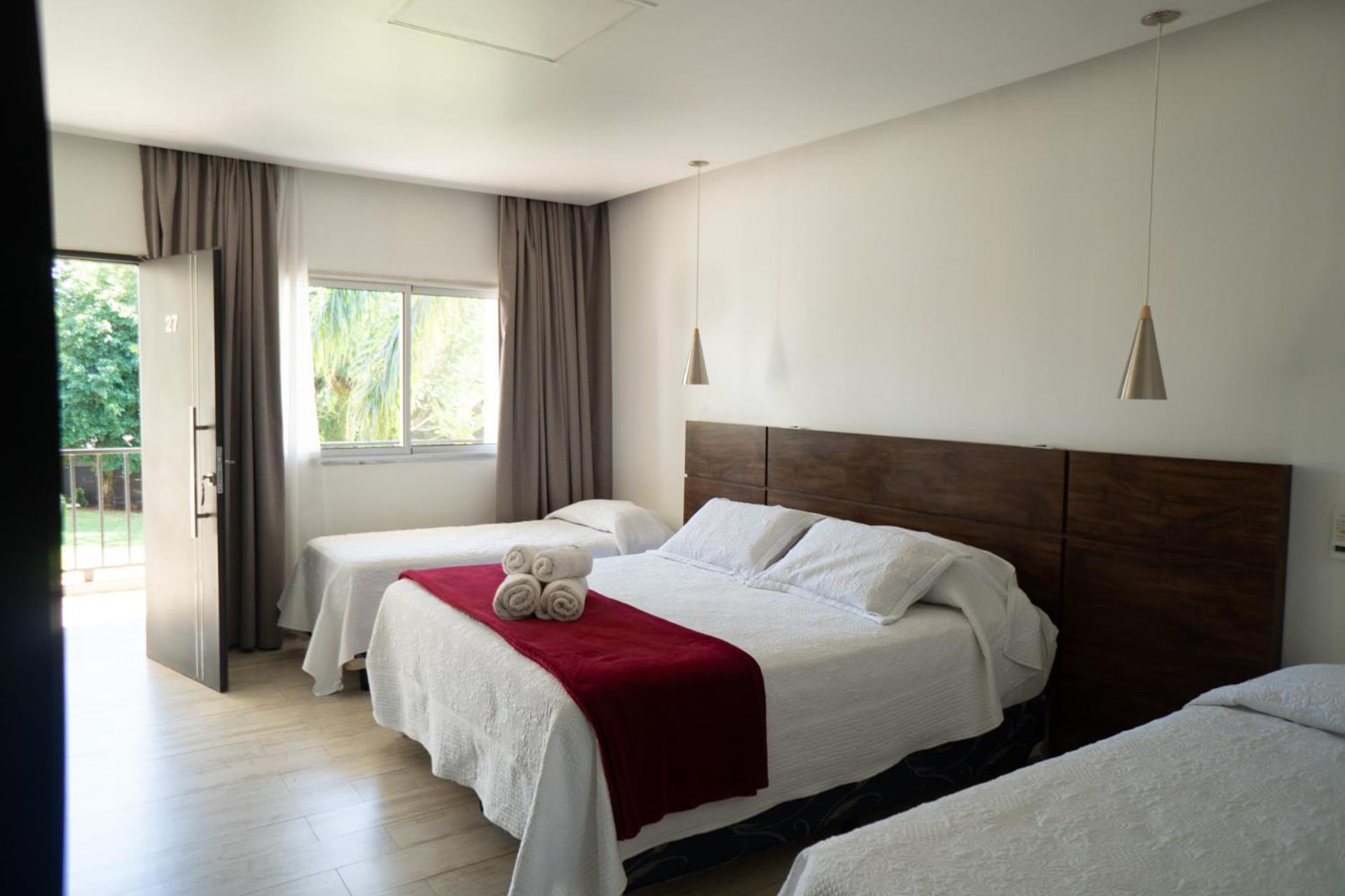 Hotel Oaky Posadas Bagian luar foto