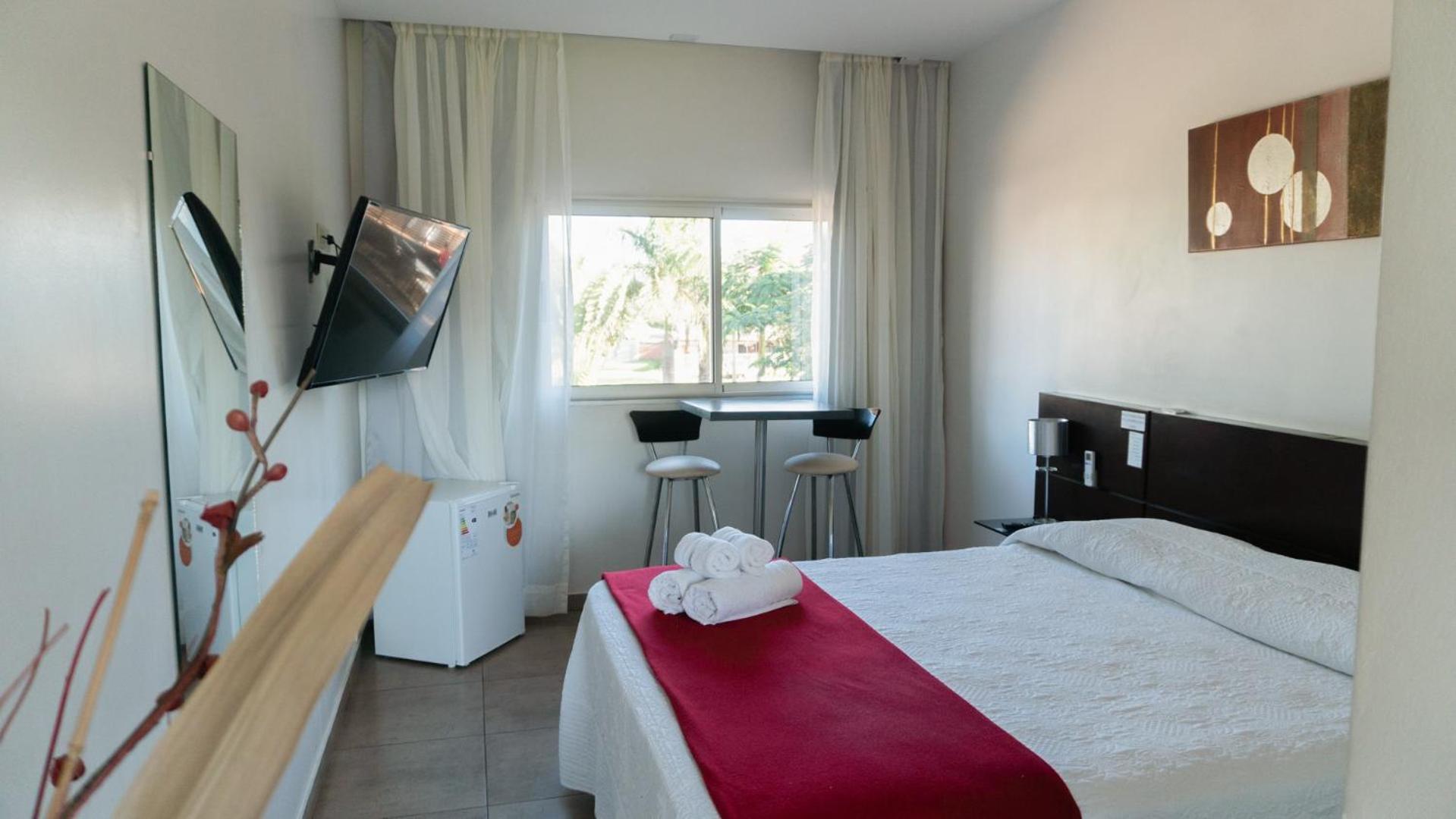 Hotel Oaky Posadas Bagian luar foto